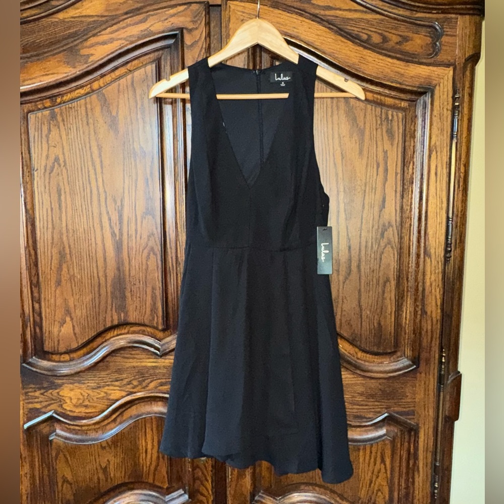 Lulu's Classic Black Mini Dress with Racerback NWT Small